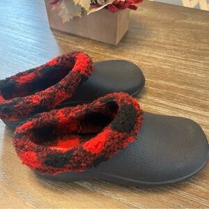 Women’s Union Bay Coco Clogs